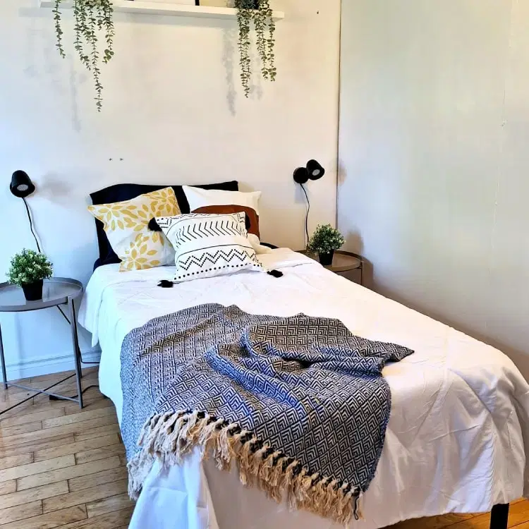 Mariner Dr, Waterloo – Acadia Room( 1 Bed 1 Bath )