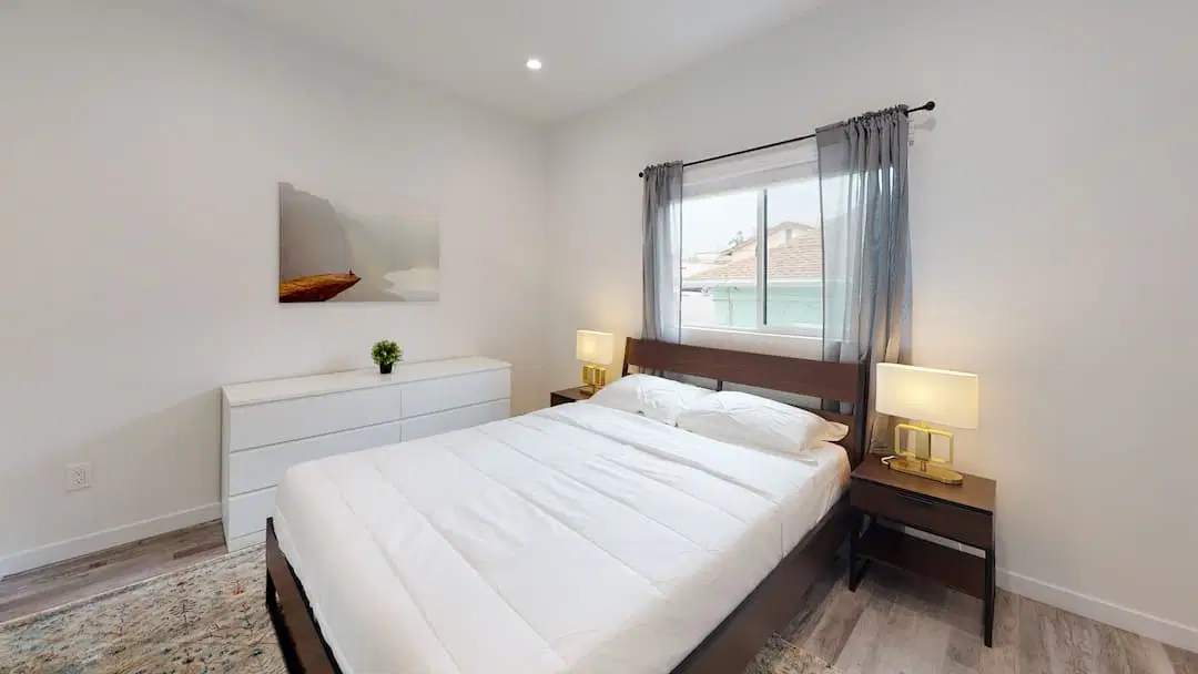 June Homes 90033, Los Angeles – #821E: Boyle Heights