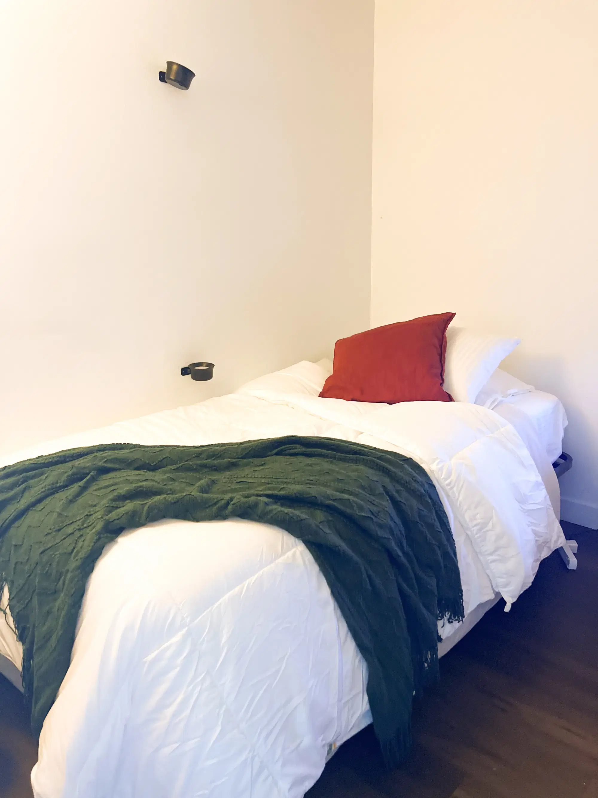748 Bathurst St, Toronto – Unit 607 Flex (2 Bed 1 Bath)