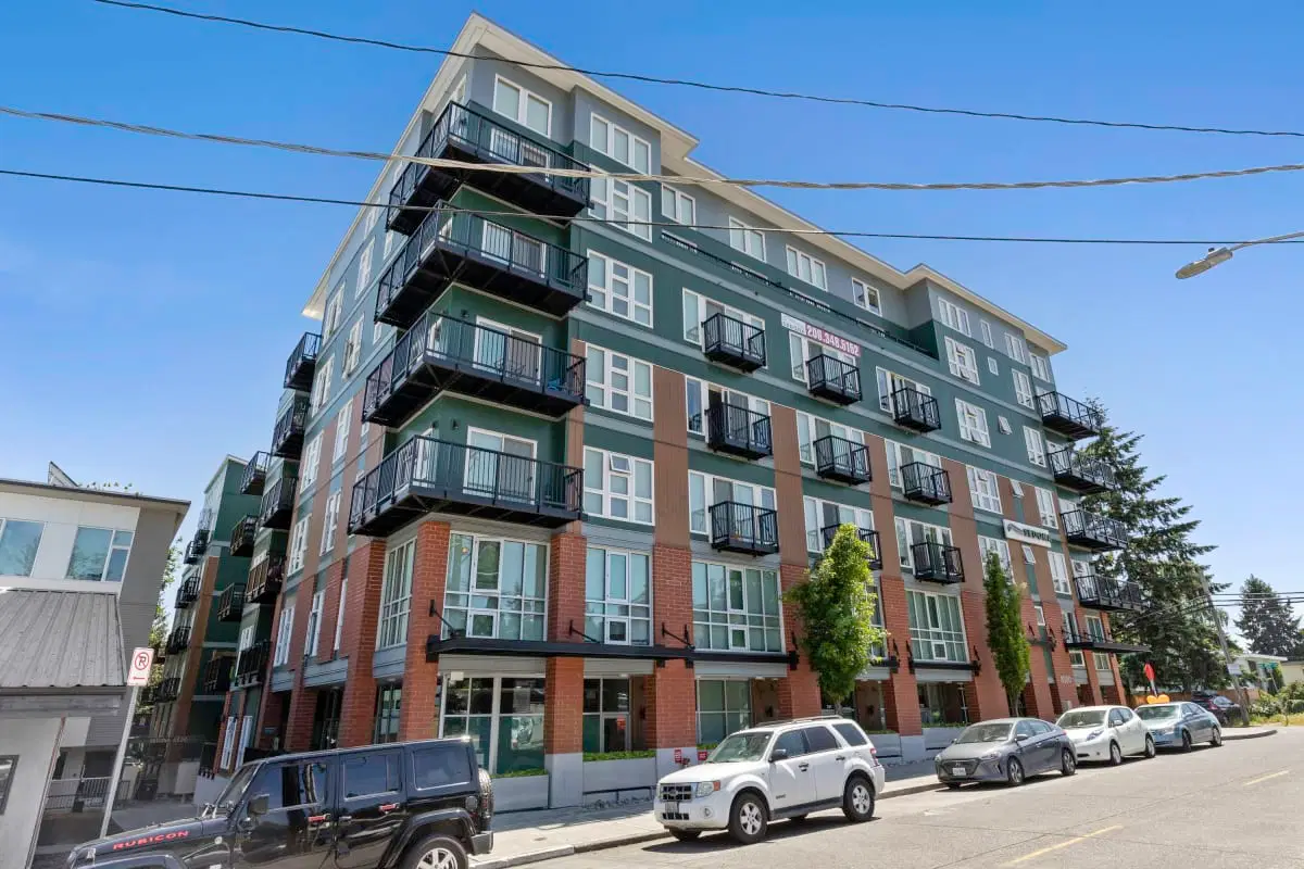 Sedona Apartments, Seattle – Exterior