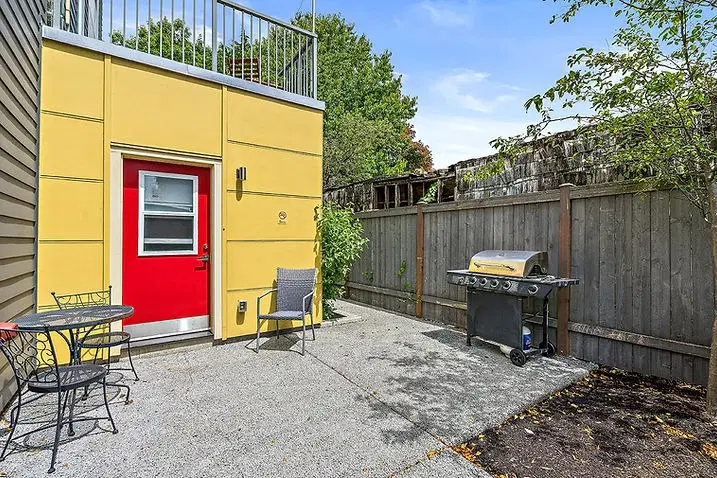 Wallingford Studios, Seattle – Exterior
