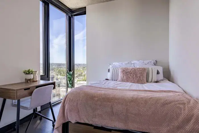 The M Seattle, Seattle – 4 Bedroom 2 Bathroom