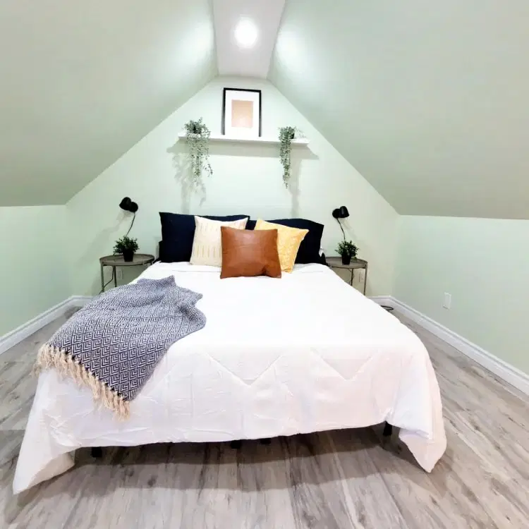 McDougall Road, Waterloo – Sparrow Room( 1 Bed 1 Bath )