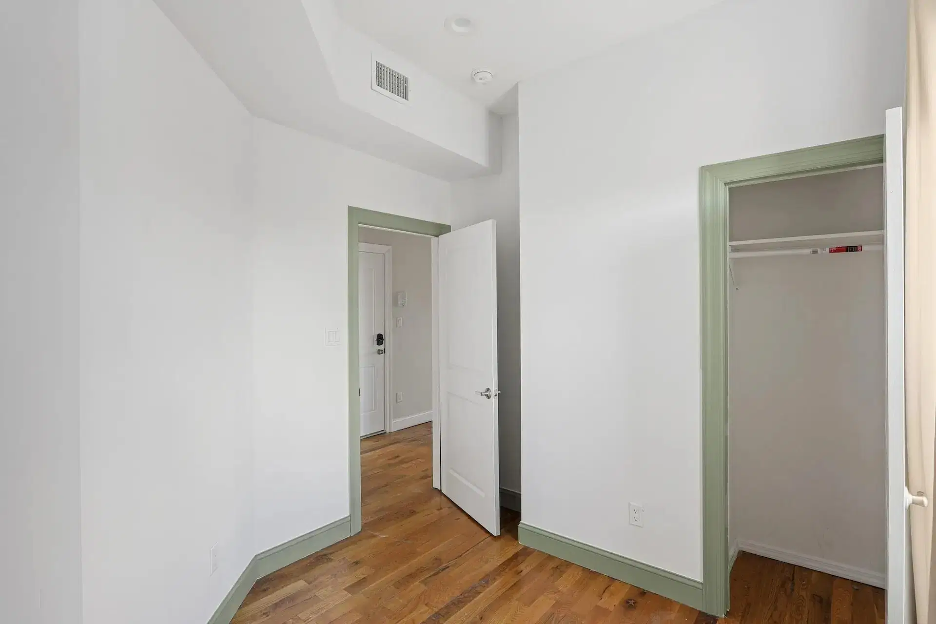June Homes 11221, New York – #839B: Bedford-Stuyvesant