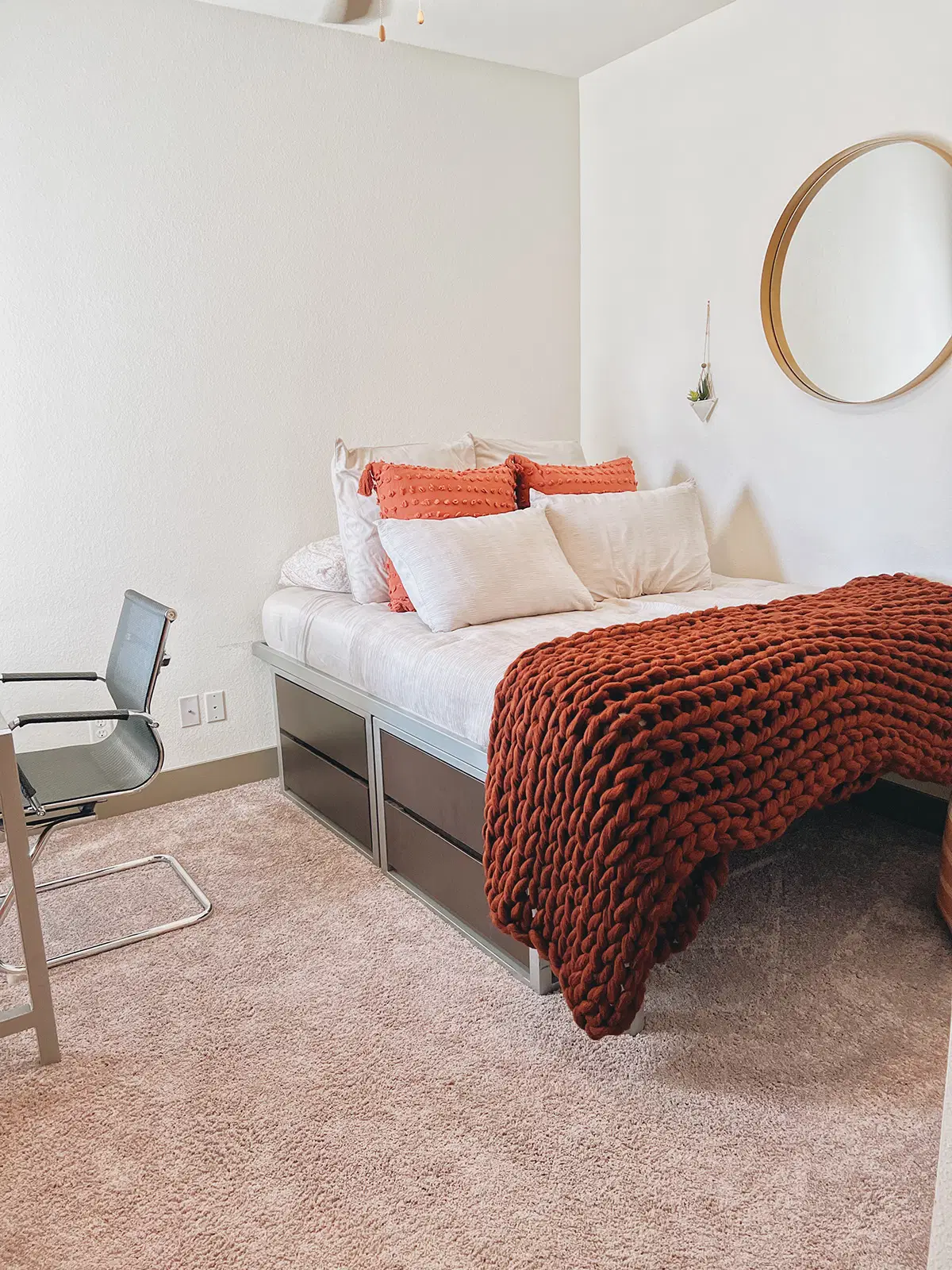 Holleman Crossing, College Station – 1 Bed 1 Bath