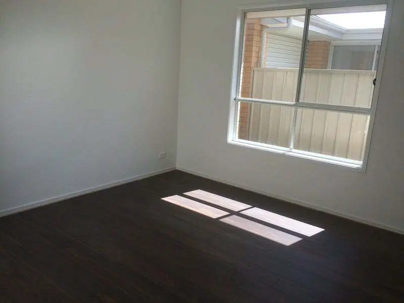 Room in a 4 Bedroom Apartment, 45A Emery Road, Campbelltown, 5074 – Bedroom