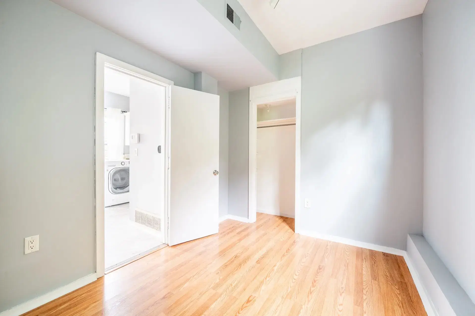 June Homes 60647, Chicago – #1522B: Bucktown