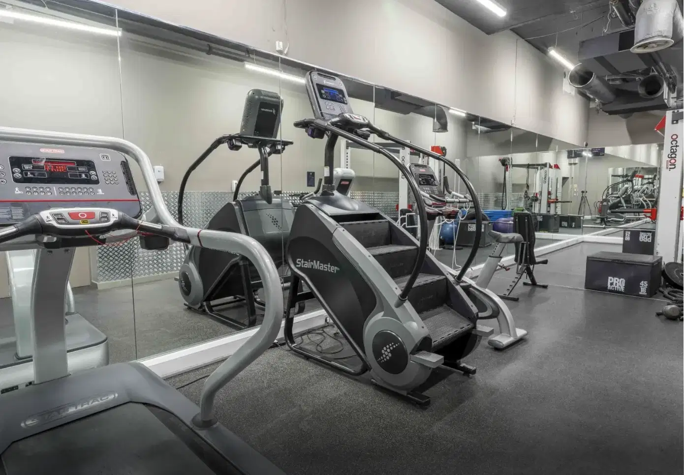 iQ Haywood House, London – Amenities