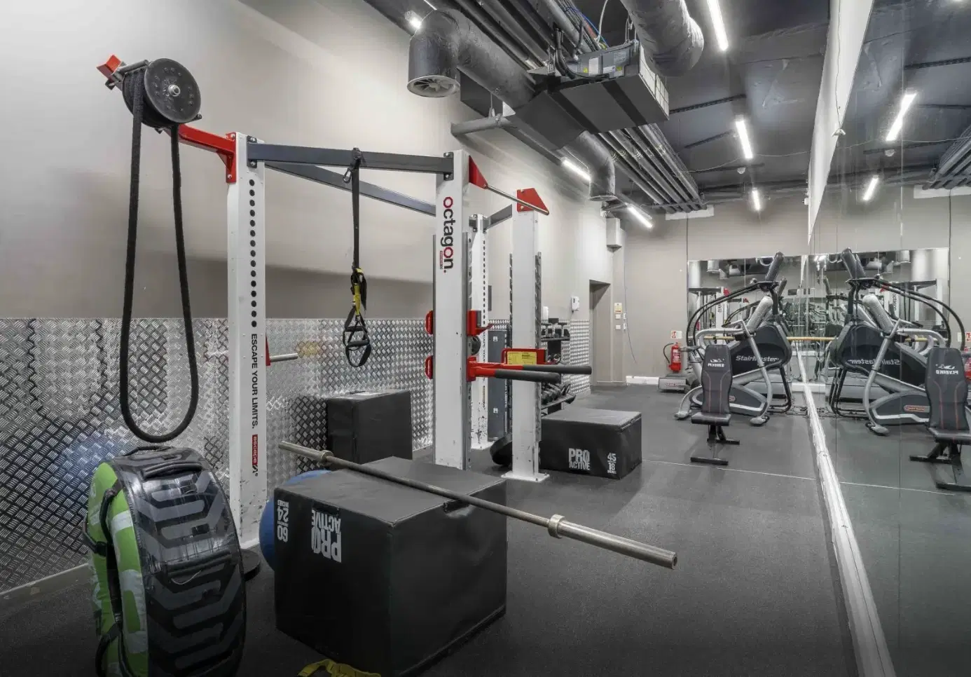 iQ Haywood House, London – Amenities
