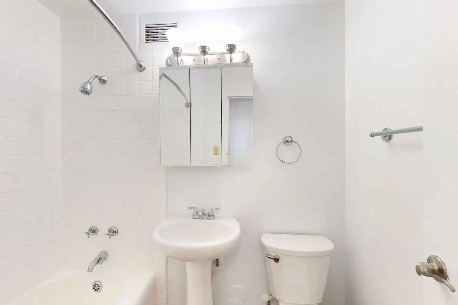 Lake Meadows Apartments, Chicago – Studio