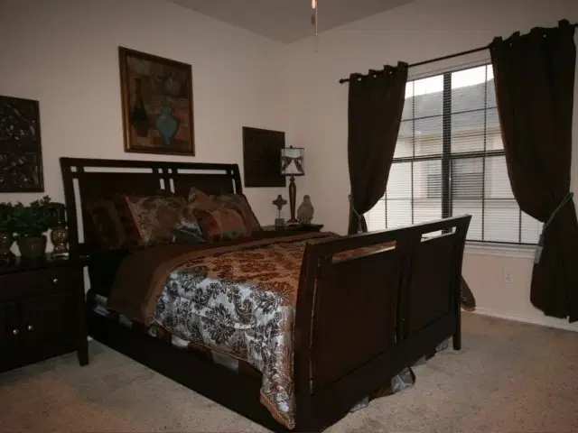 La Valencia, Dallas – Bedroom