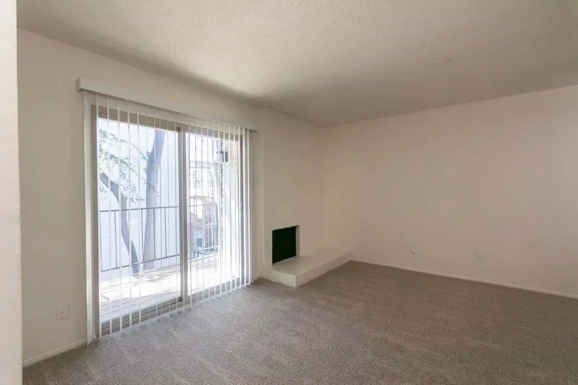 Canyon Creek, Dallas – 2 Beds 2 Baths