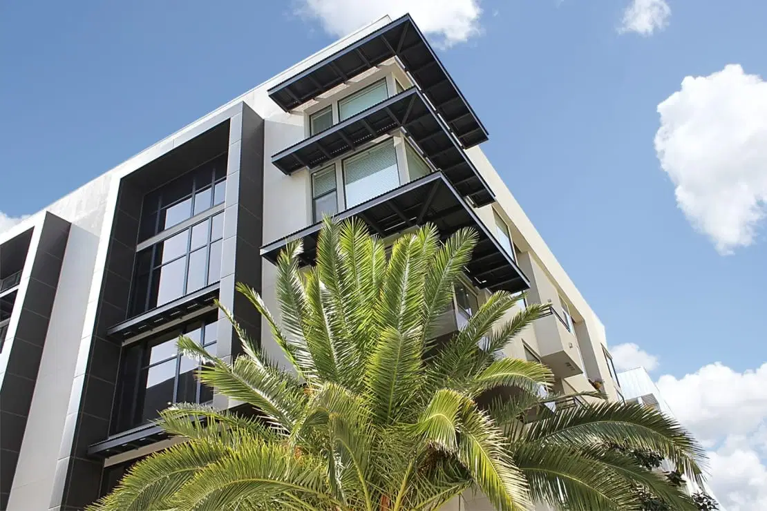Westgate Apartments, Los Angeles – Exterior