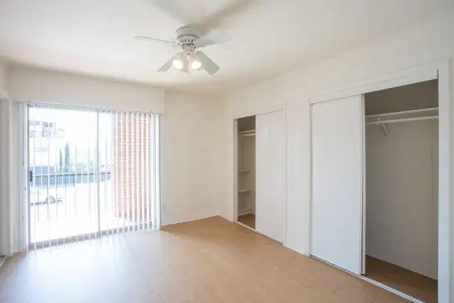 Lantana Apartments, Austin
