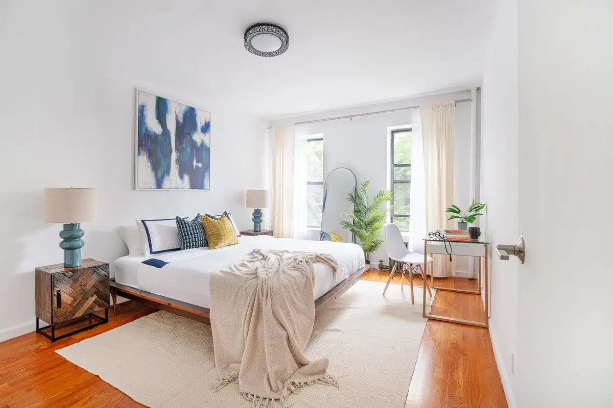 Urban 444, New York – #444-3E: Room in 2 Bedroom and 1 Bathroom