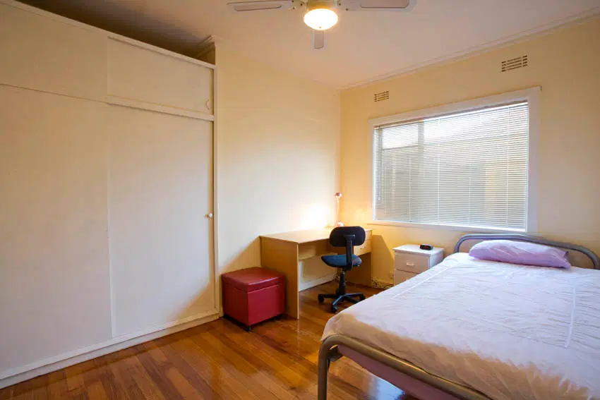 New Classical House, Melbourne – Bedroom