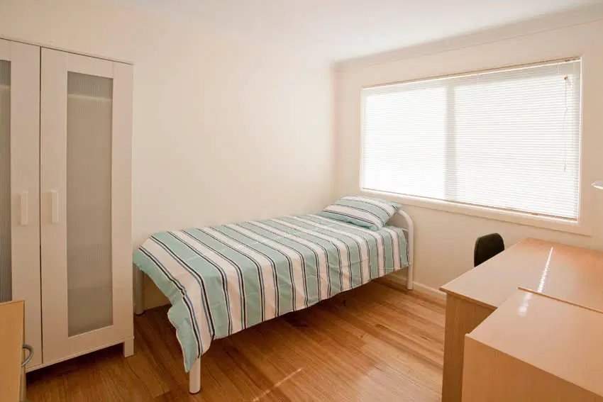 Sunset House, Melbourne – Bedroom