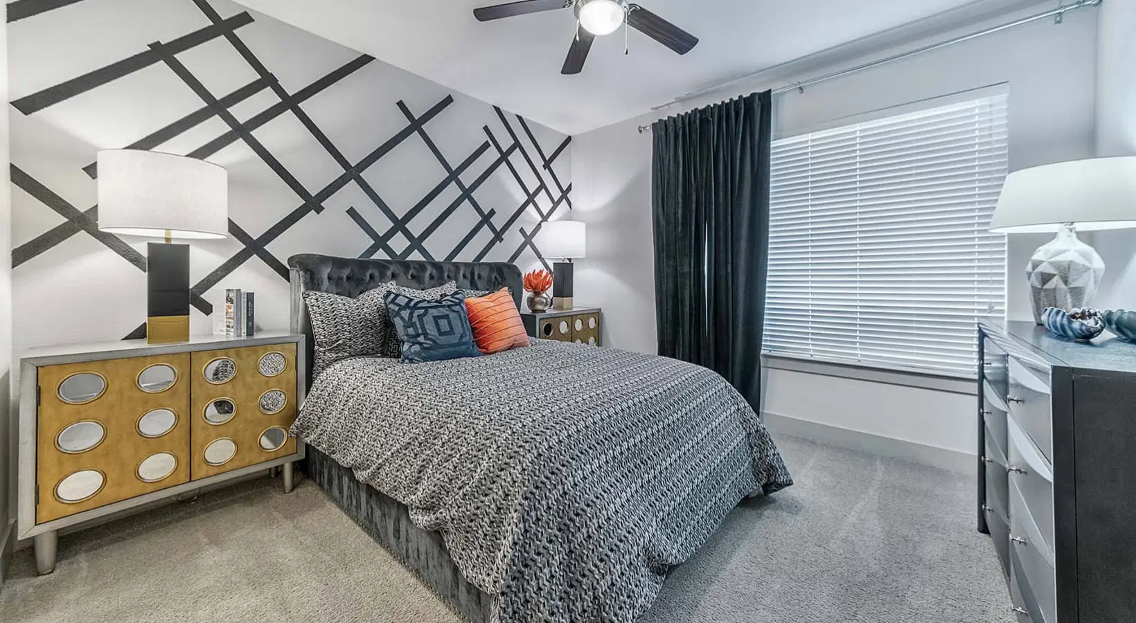 Axis 110, Richardson – Bedroom