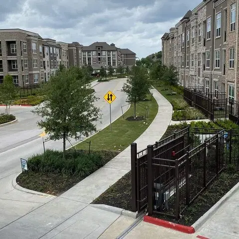 Orleans At Fannin Station, Houston – Exterior