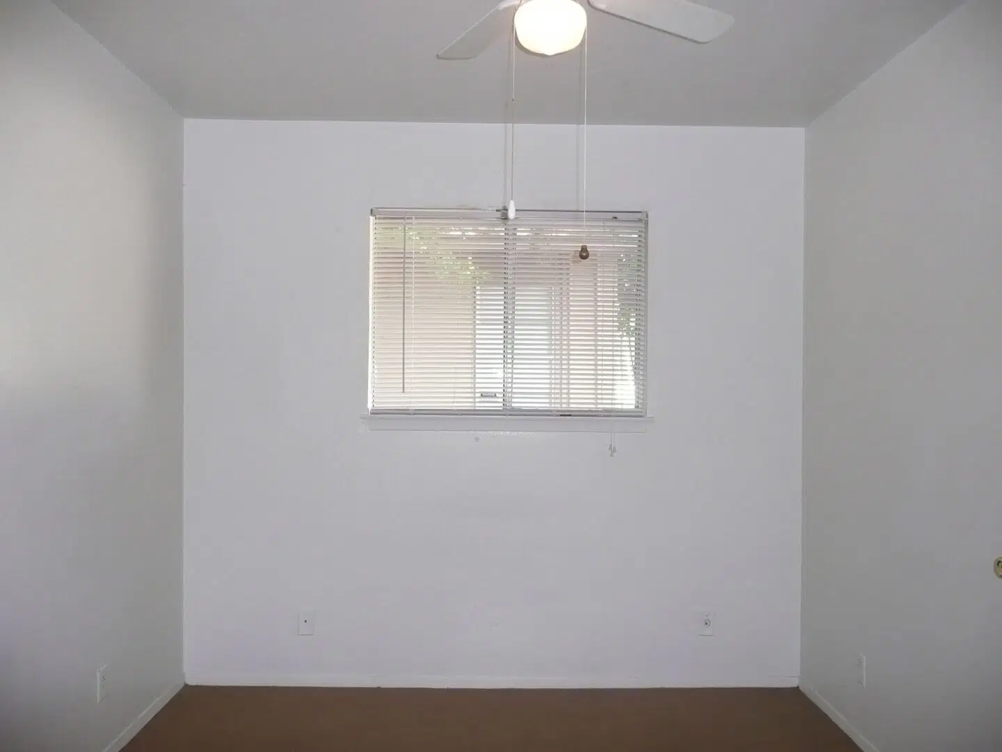 Covina Plaza, San Antonio – Room