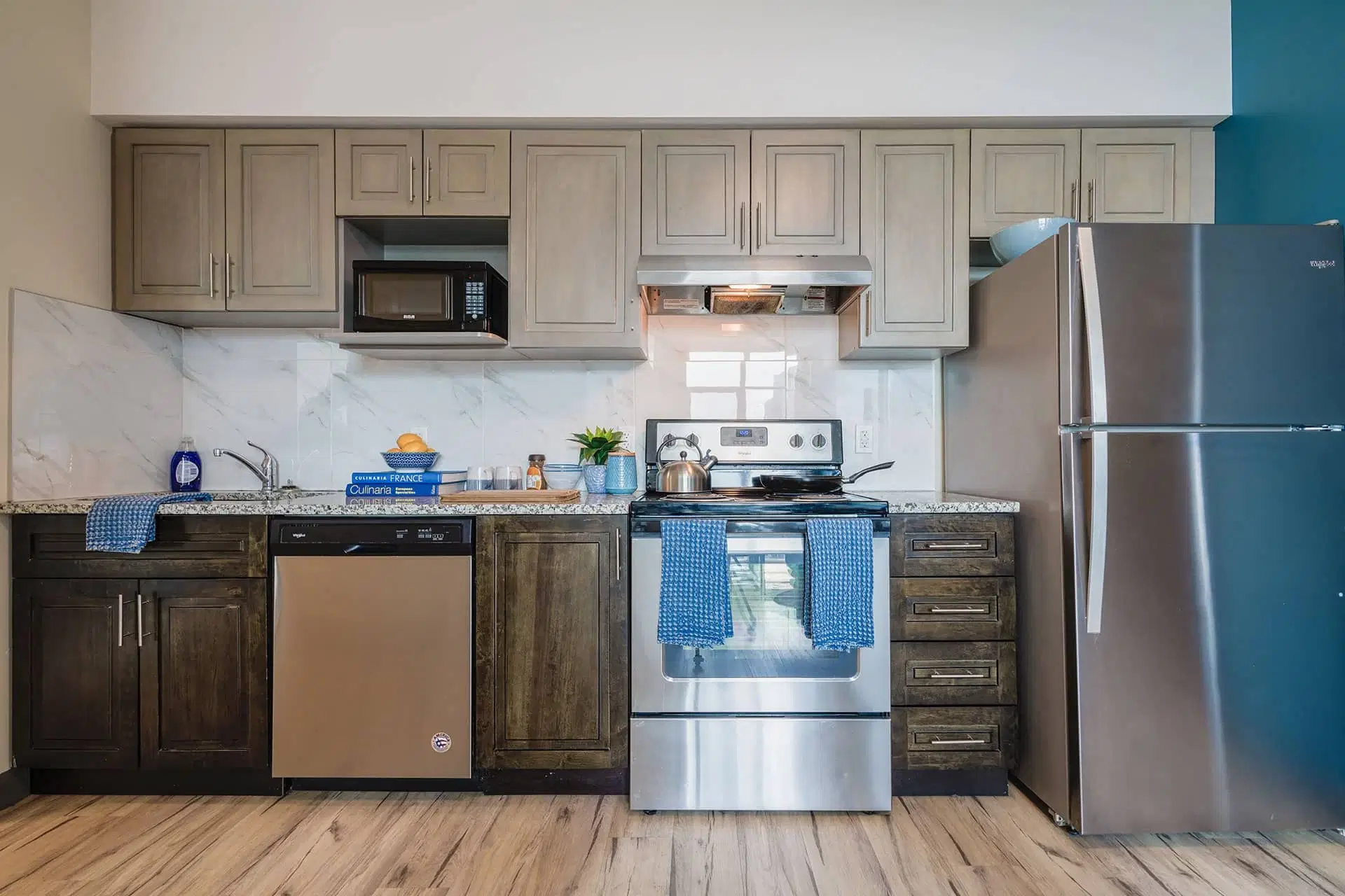 131 University, Waterloo – Kitchen