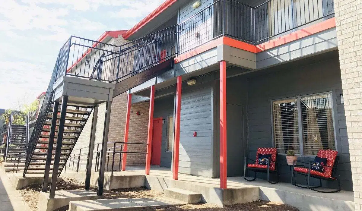 Fairways 5, San Antonio – Exterior