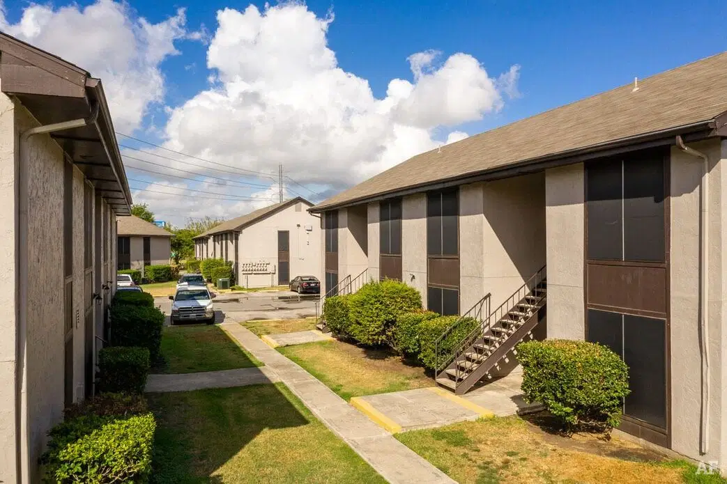 Marigold Apartments, San Antonio – Exterior