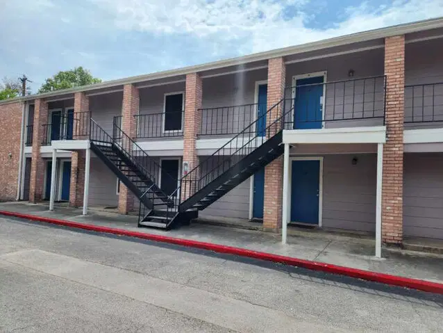 Liberty Ridge, San Antonio – Exterior