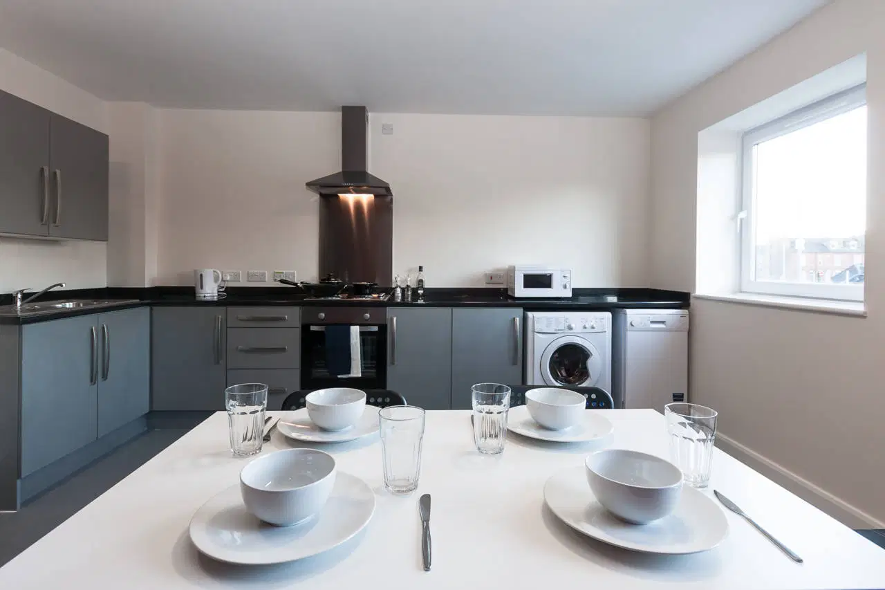 Flewitt House, Nottingham – Kitchen