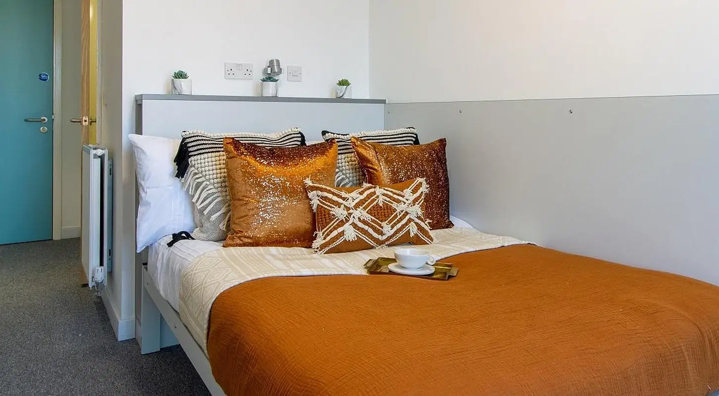 The Union, Leamington Spa – Canalview Ensuite