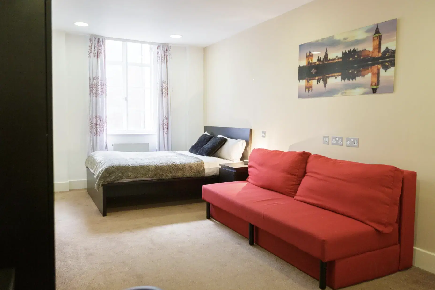 AXO Oxford Circus, London – Platinum Plus Studio