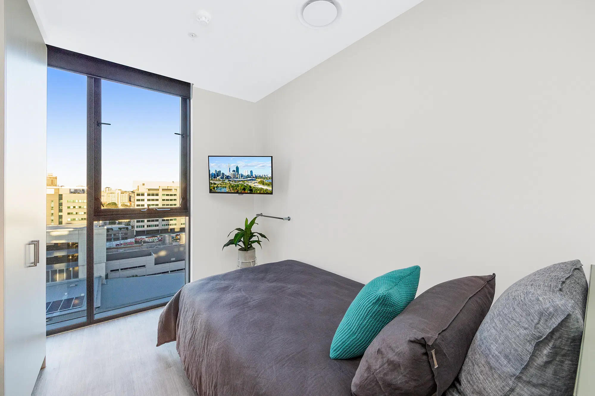 Scape Merivale, Brisbane – 2 Bedroom Shared Bathroom, Double Bed
