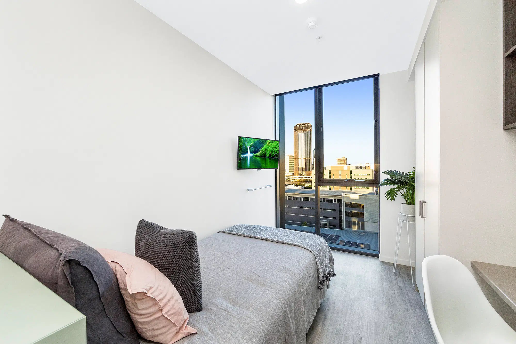 Scape Merivale, Brisbane – 2 Bedroom Shared Bathroom, King Single Bed