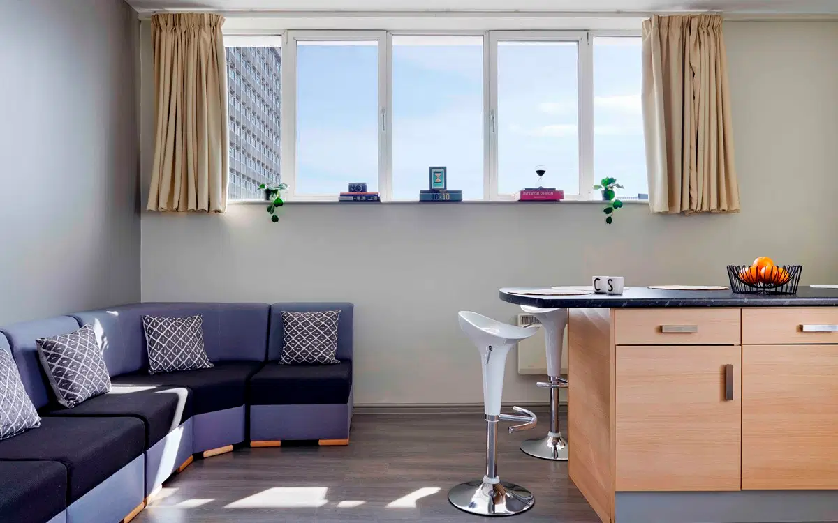 Central Point, Plymouth – Common Area
