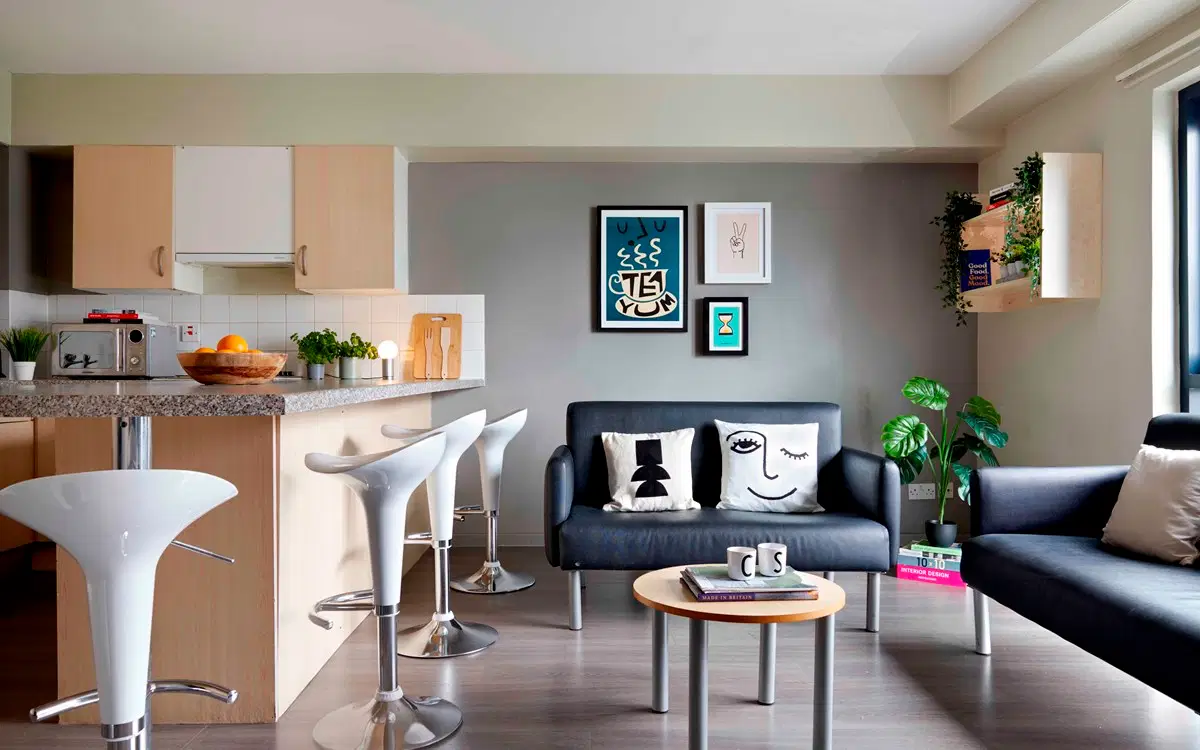 St Thomas Court, Plymouth – Amenities