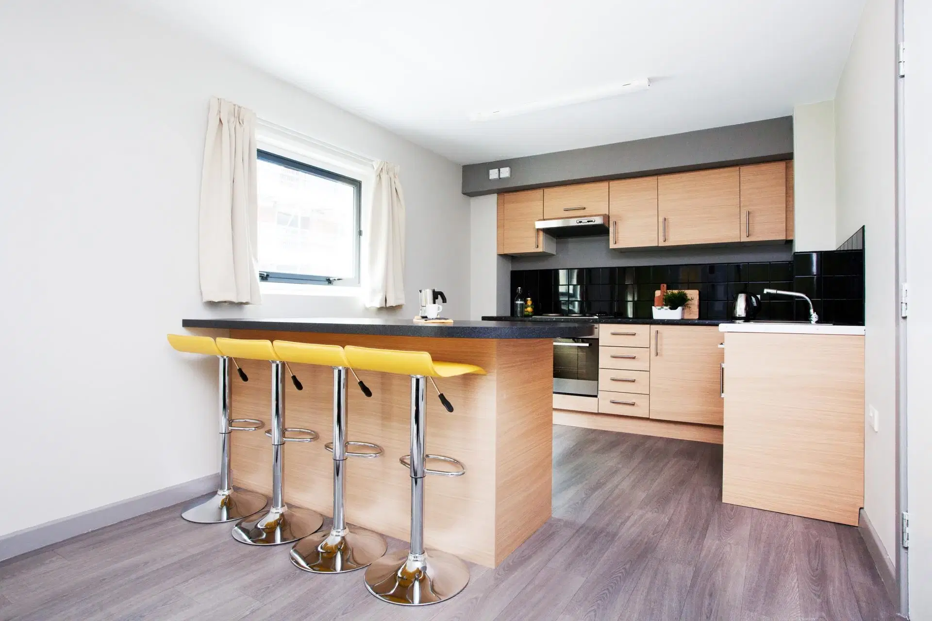 Exchange Works, Sheffield – Bronze En Suite