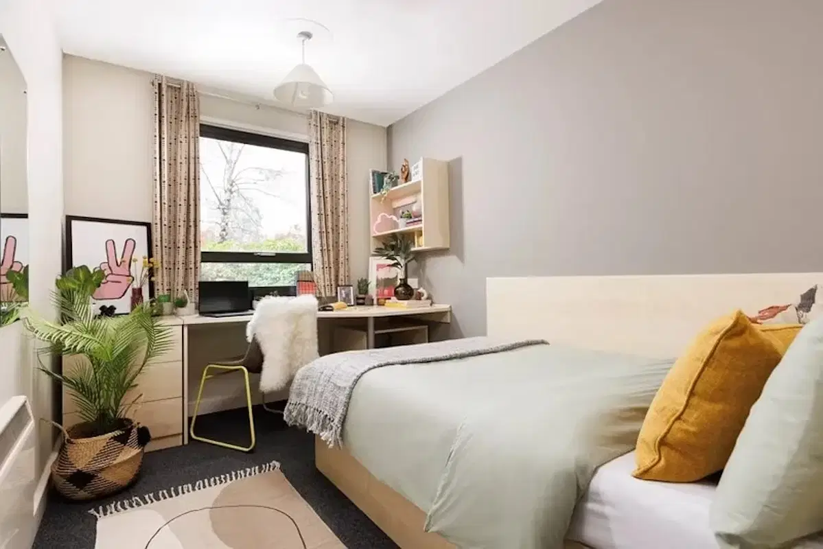The Anvil, Sheffield – Classic 3 Bed Ensuite