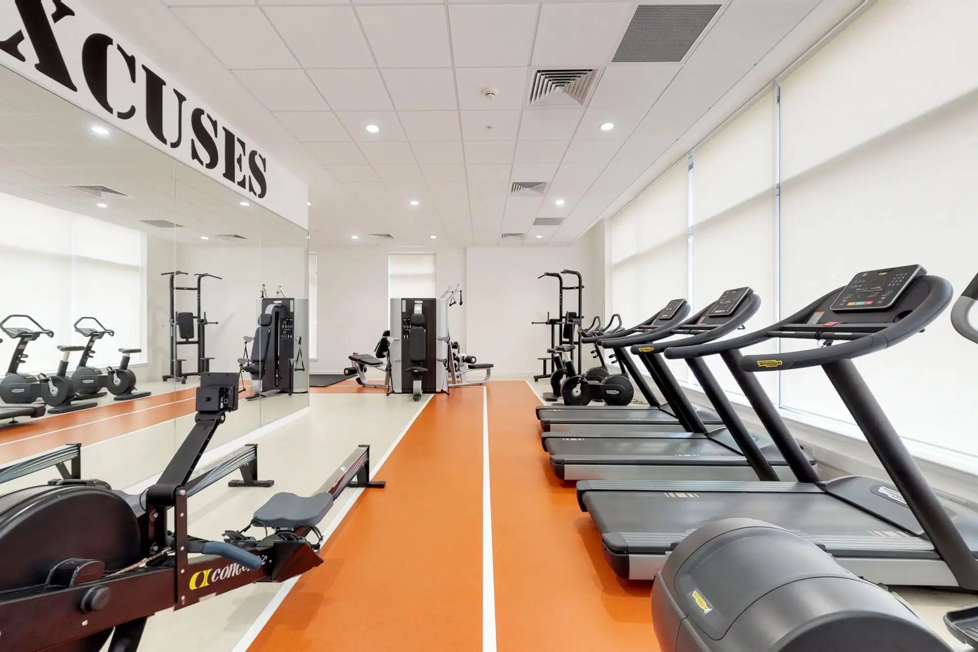 St James, Glasgow – Amenities