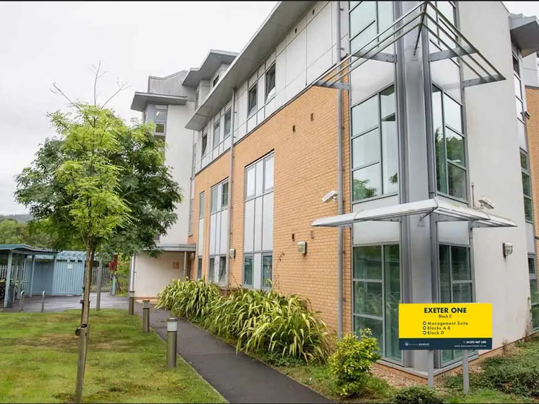Exeter One, Exeter – Exterior