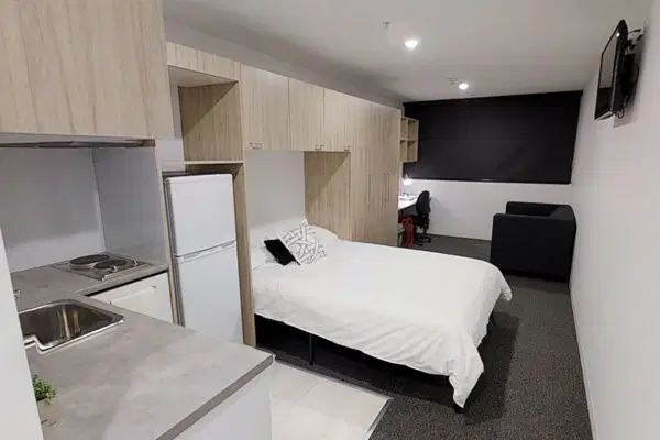 UniLodge South Bank, Brisbane – Studio Large