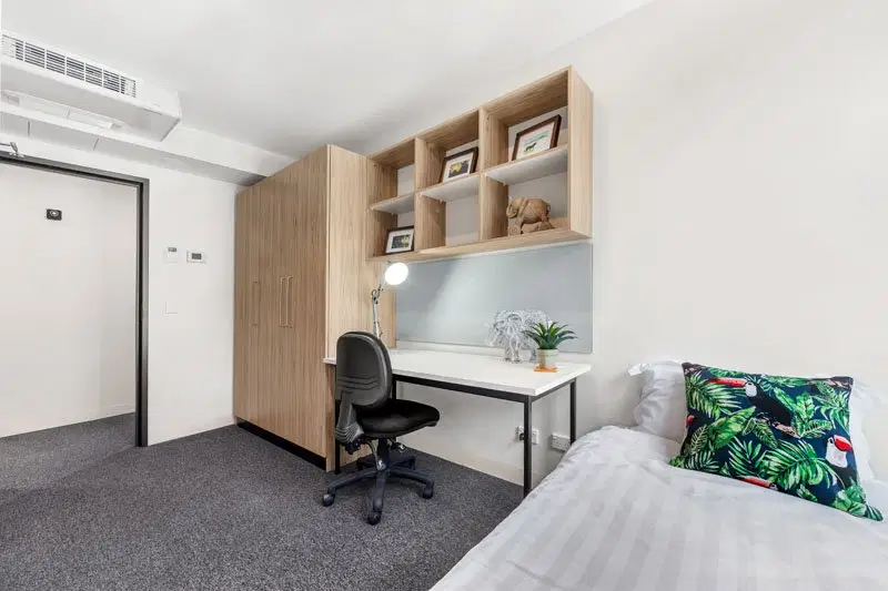 UniLodge South Bank, Brisbane – 2 Bedroom Ensuite Large Apartment