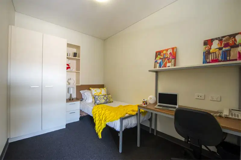 UniLodge Metro Adelaide, Adelaide