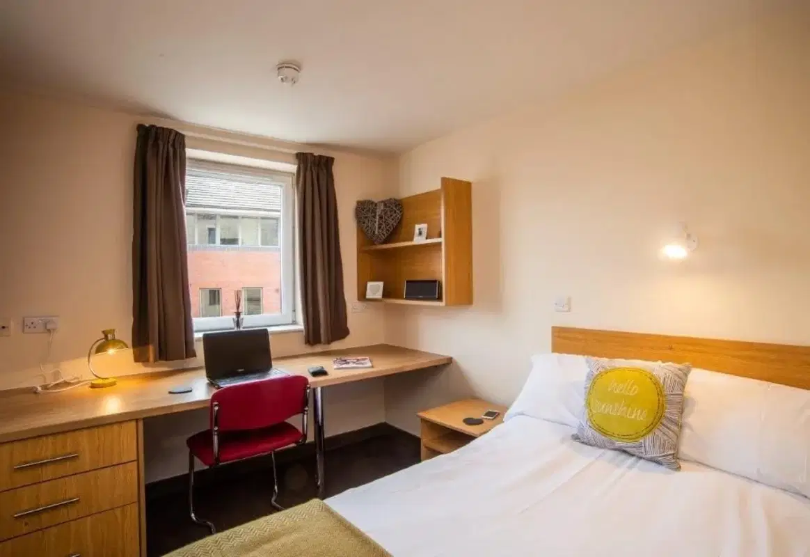 Asha House, Loughborough – Standard Room