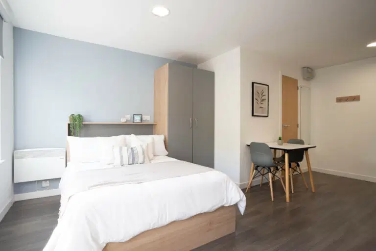 Caledon Court, Aberdeen – Bronze Studio