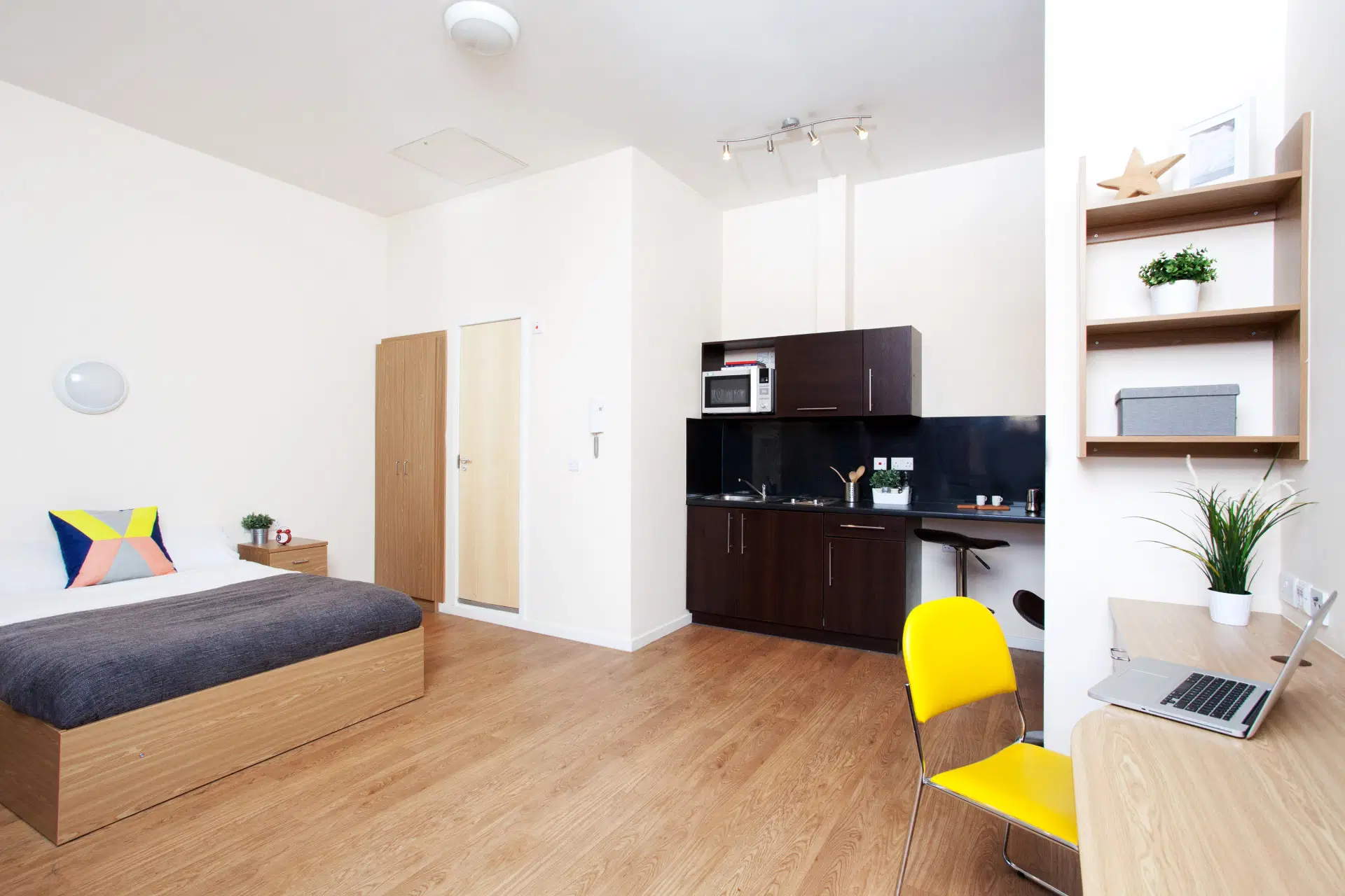 Jennens Court, Birmingham – Silver Studio