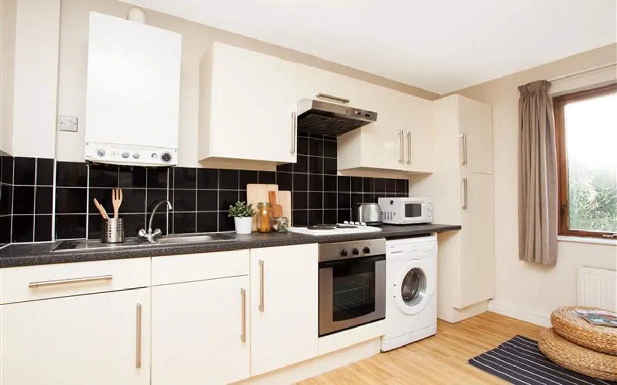 Sunlight Apartments, London – Kitchen