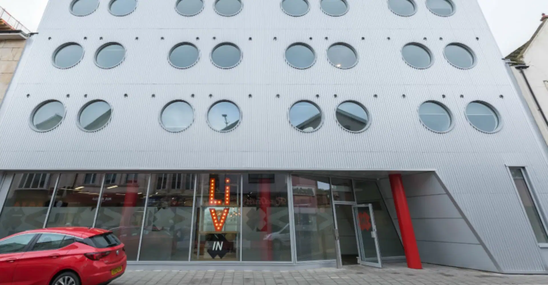 Livin, Cardiff – Exterior