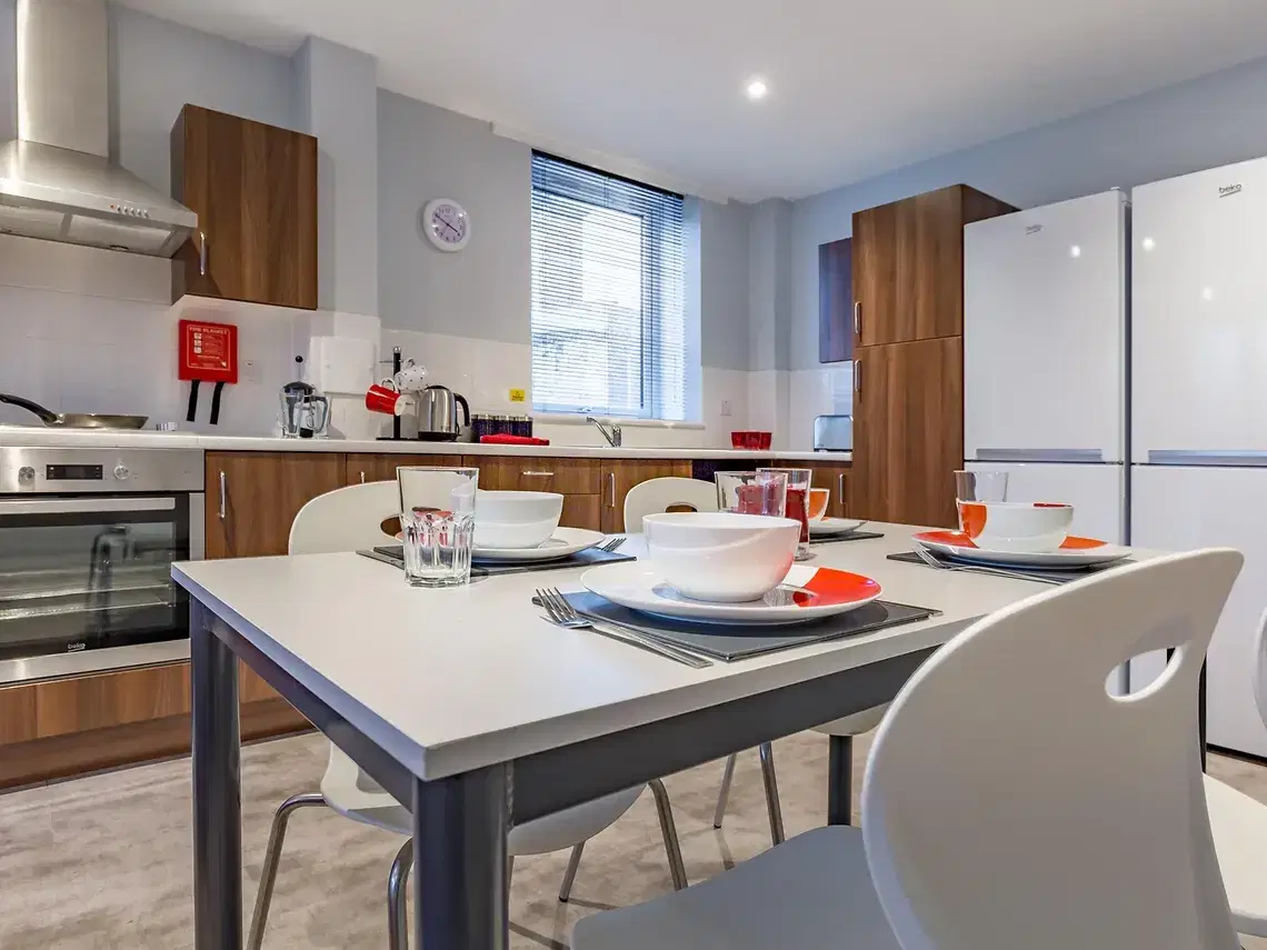 Yugo Mary Parker House, Plymouth – Kitchen