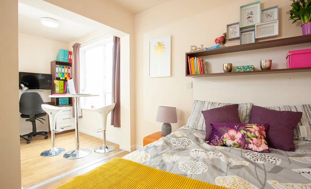 The Pavilion, Birmingham – 1-Bed Apartment. 3rd & 4th floors