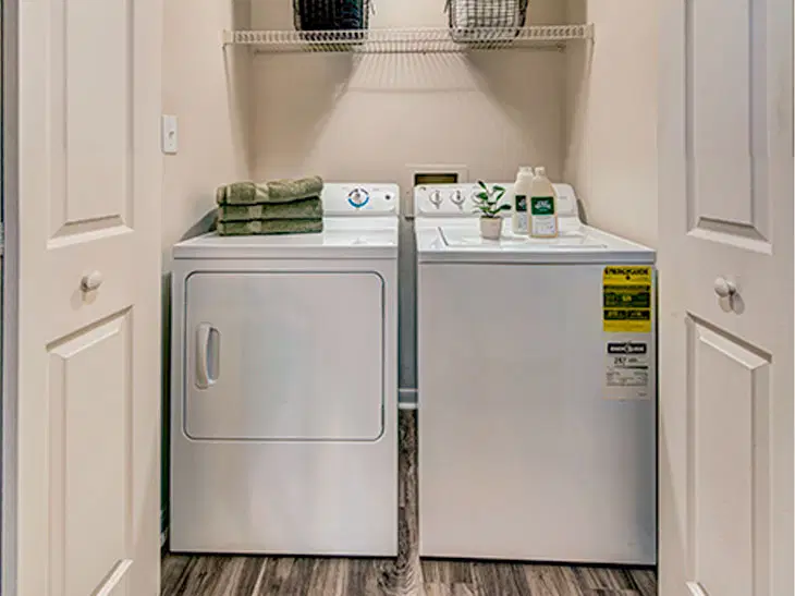 University Village, Tallahassee – Amenities